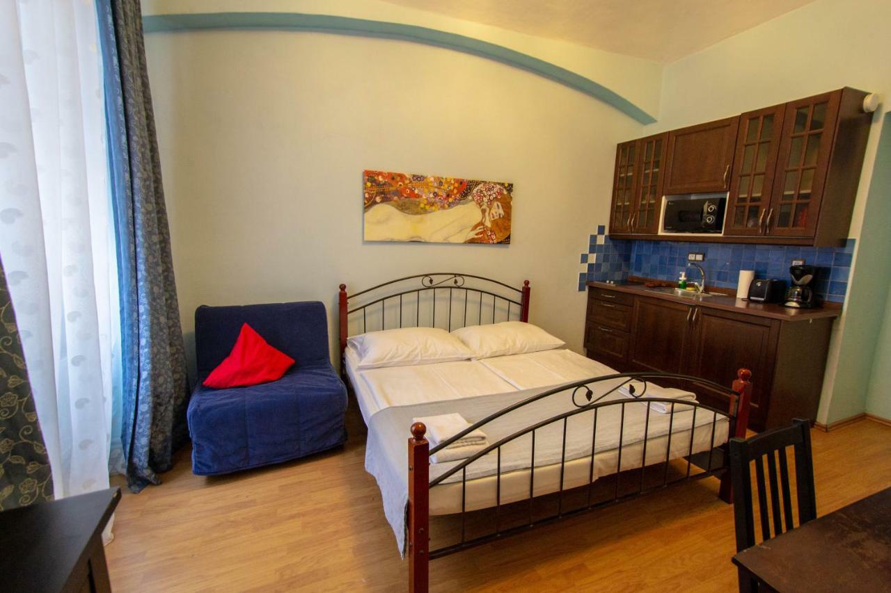 Ruterra Apartment Cimburkova Apartment *